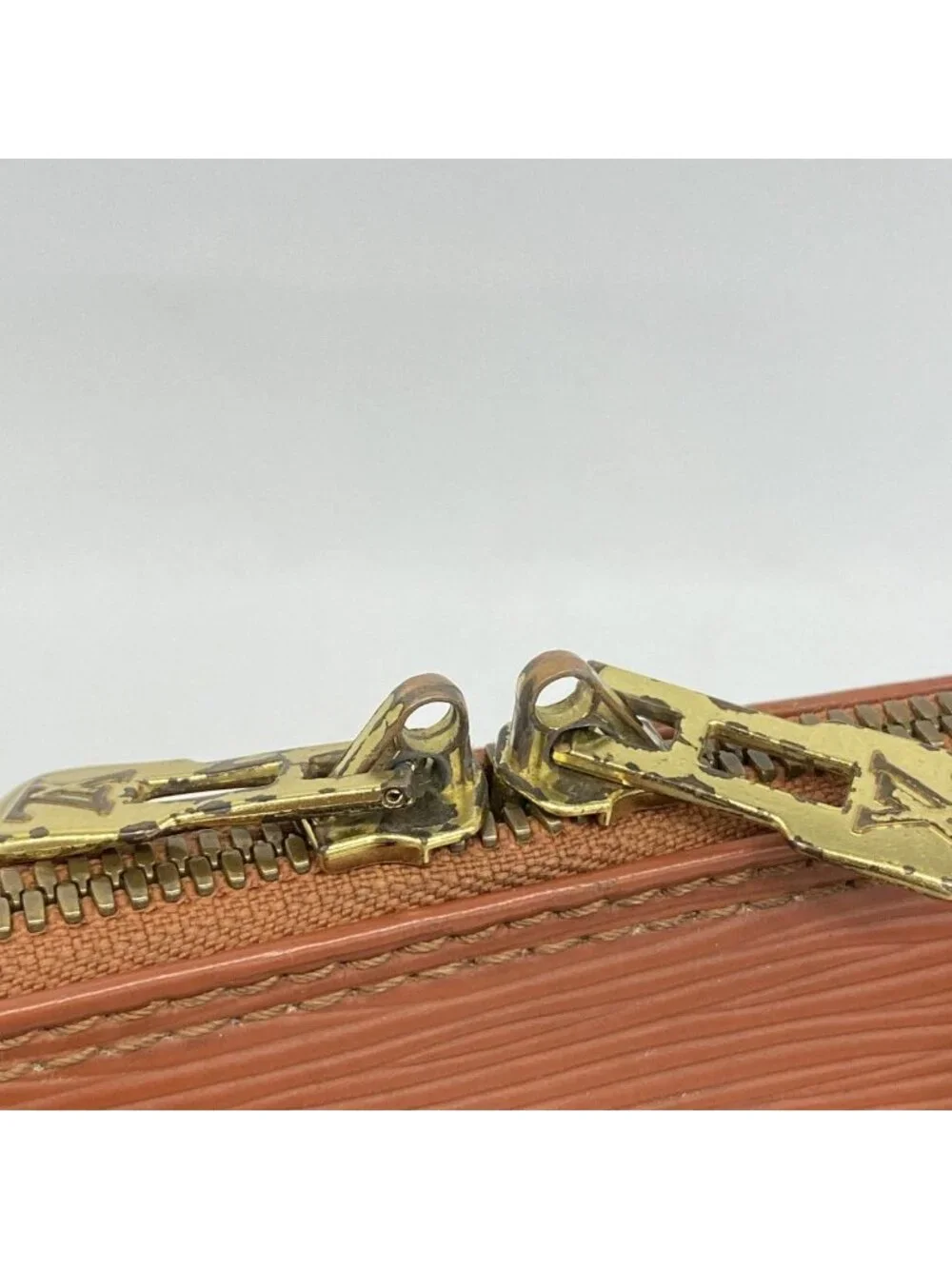 Louis Vuitton Handbag Epi Alma Kenya Brown